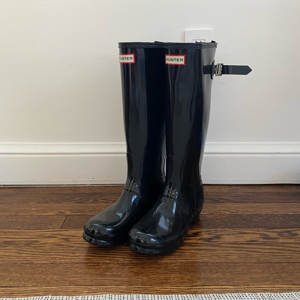 Brand New Tall Hunter Original Boots Size 5